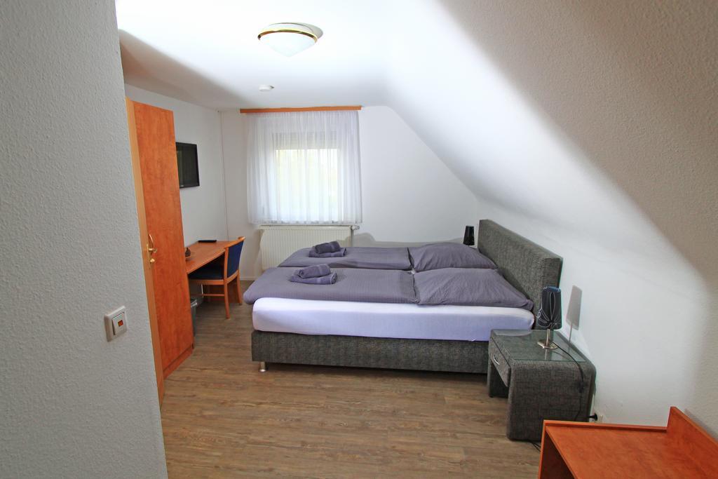 Hotel Sonnenhof Зиндельфинген Номер фото