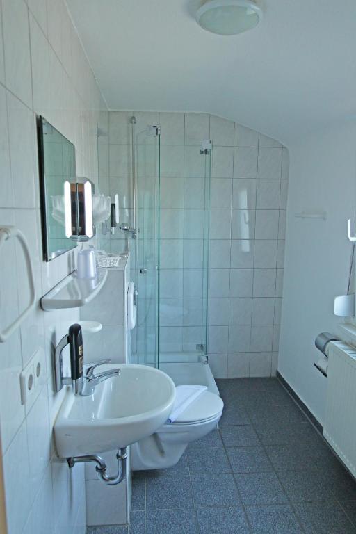 Hotel Sonnenhof Зиндельфинген Номер фото