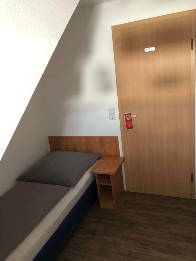 Hotel Sonnenhof Зиндельфинген Экстерьер фото